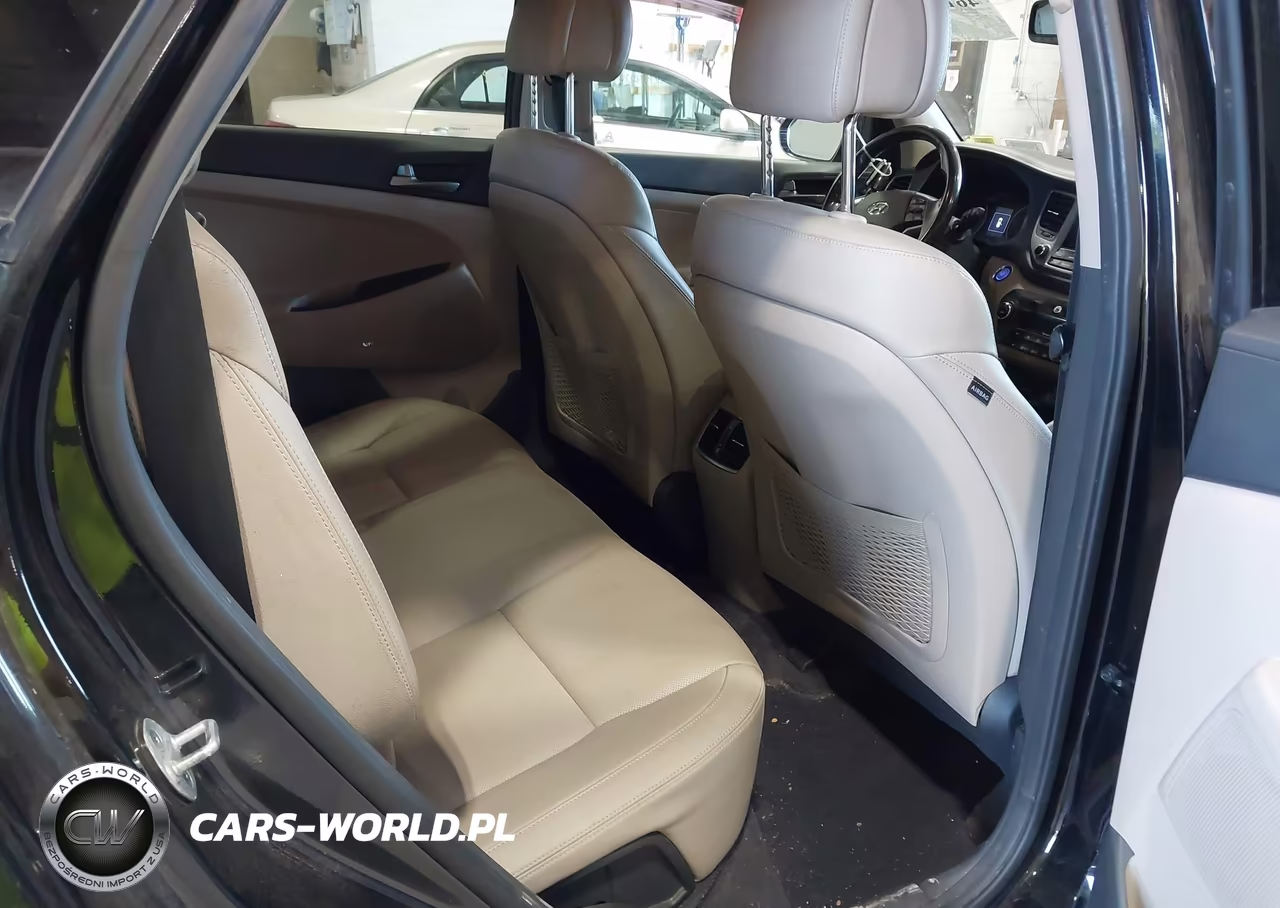 2017 Hyundai Tucson Se Plus VIN:KM8J3CA41HU404813 - 8