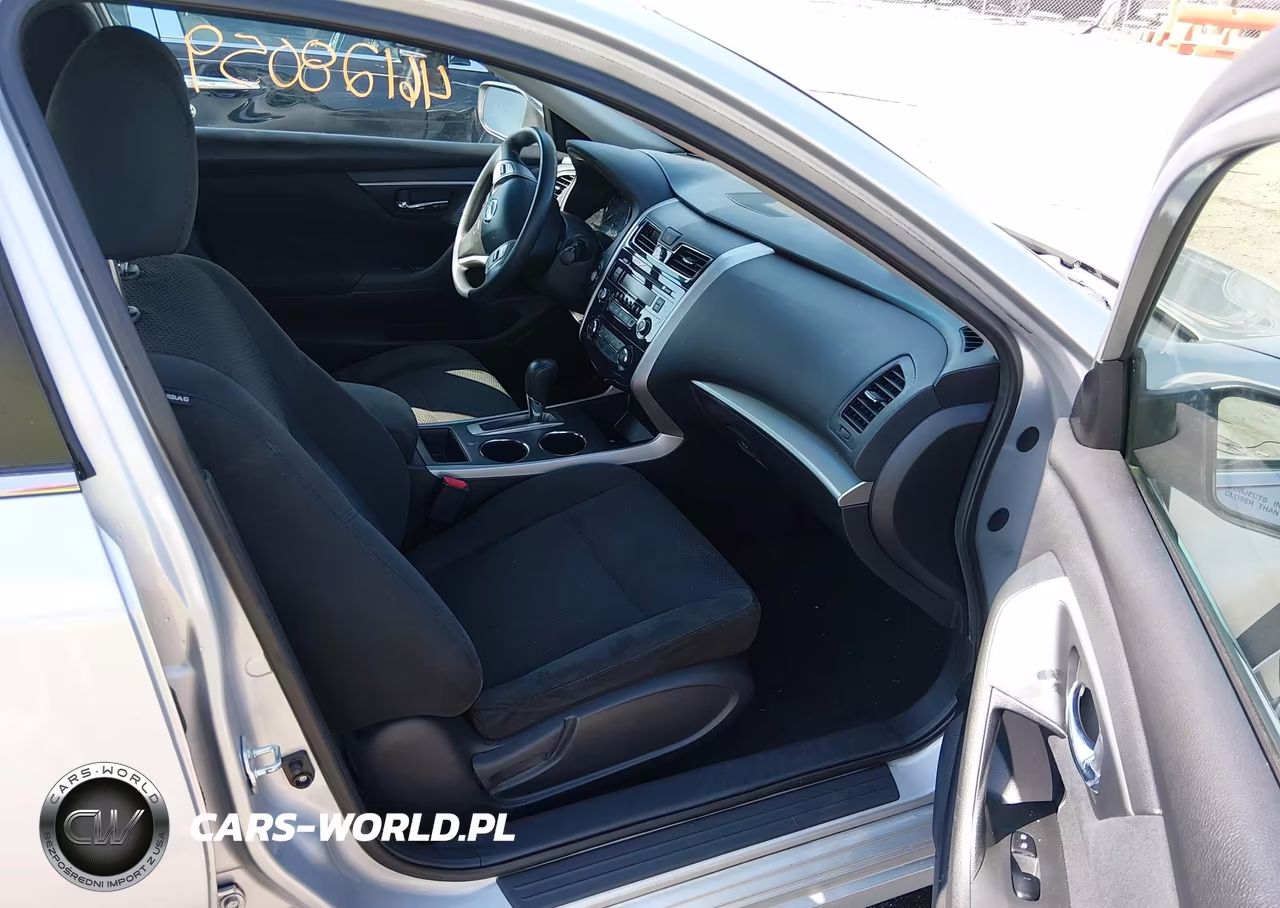 2015 Nissan Altima 2.5 S VIN:1N4AL3AP4FC200871 - 5