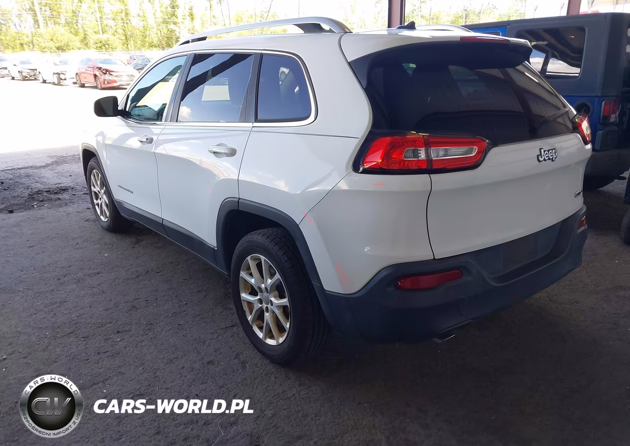 2014 Jeep Cherokee Latitude VIN:1C4PJLCS8EW103276 - 3
