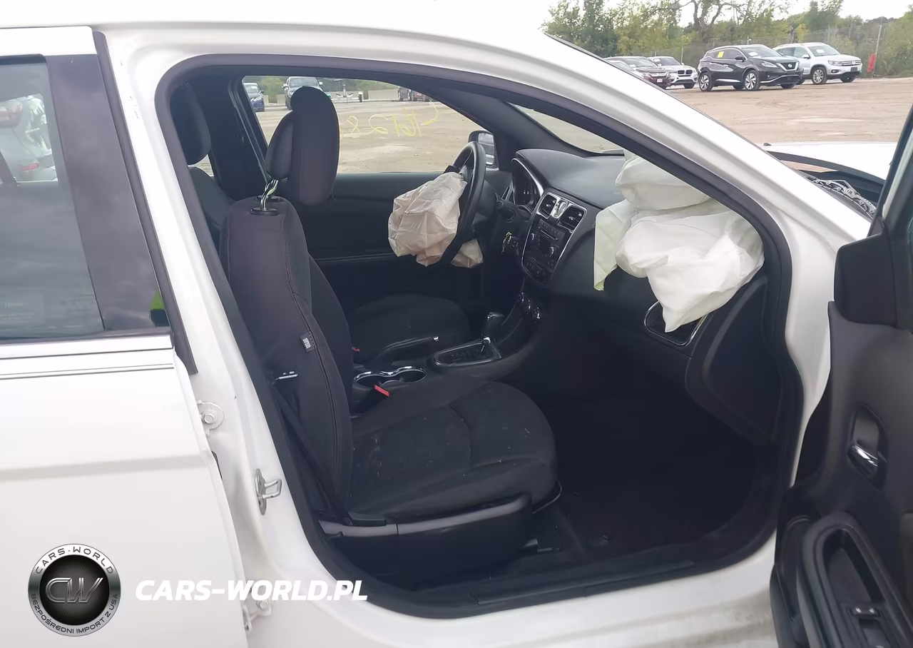 2013 Chrysler 200 Lx VIN:1C3CCBAG6DN760863 - 5