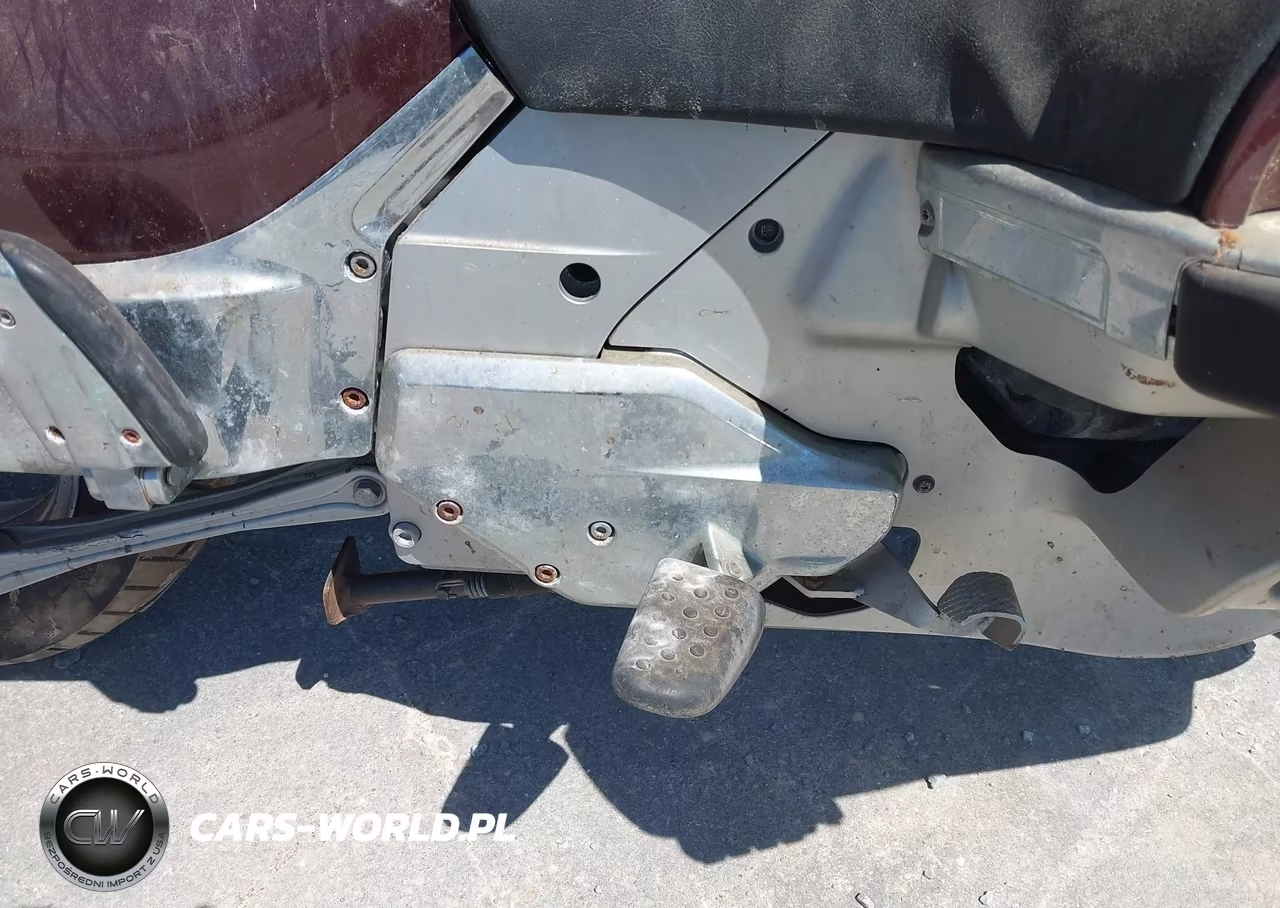 2000 BMW K1200 Lt VIN:WB10555A8YZD74346 - 8