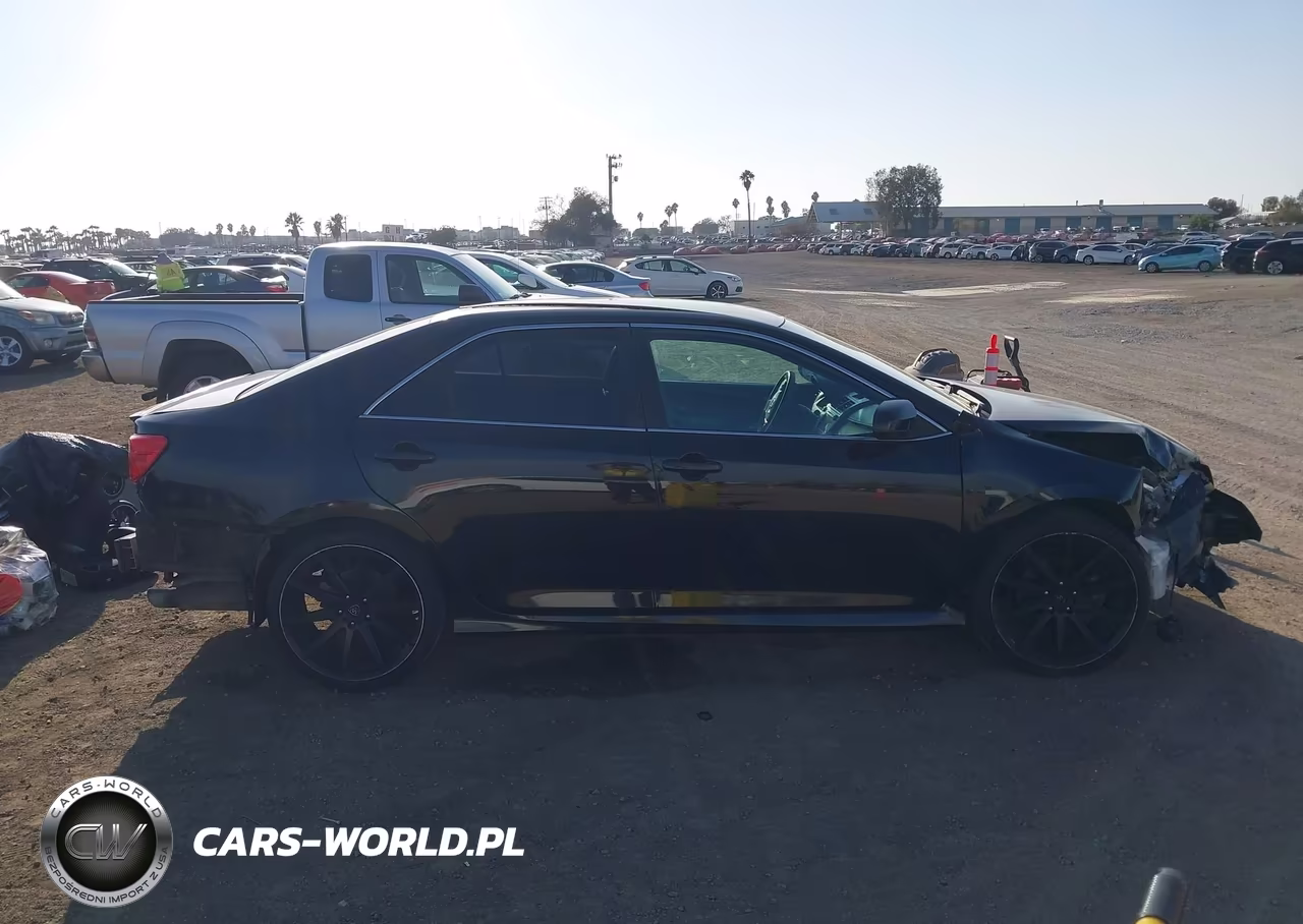 2014 Toyota Camry Se VIN:4T1BF1FKXEU320623 - 14