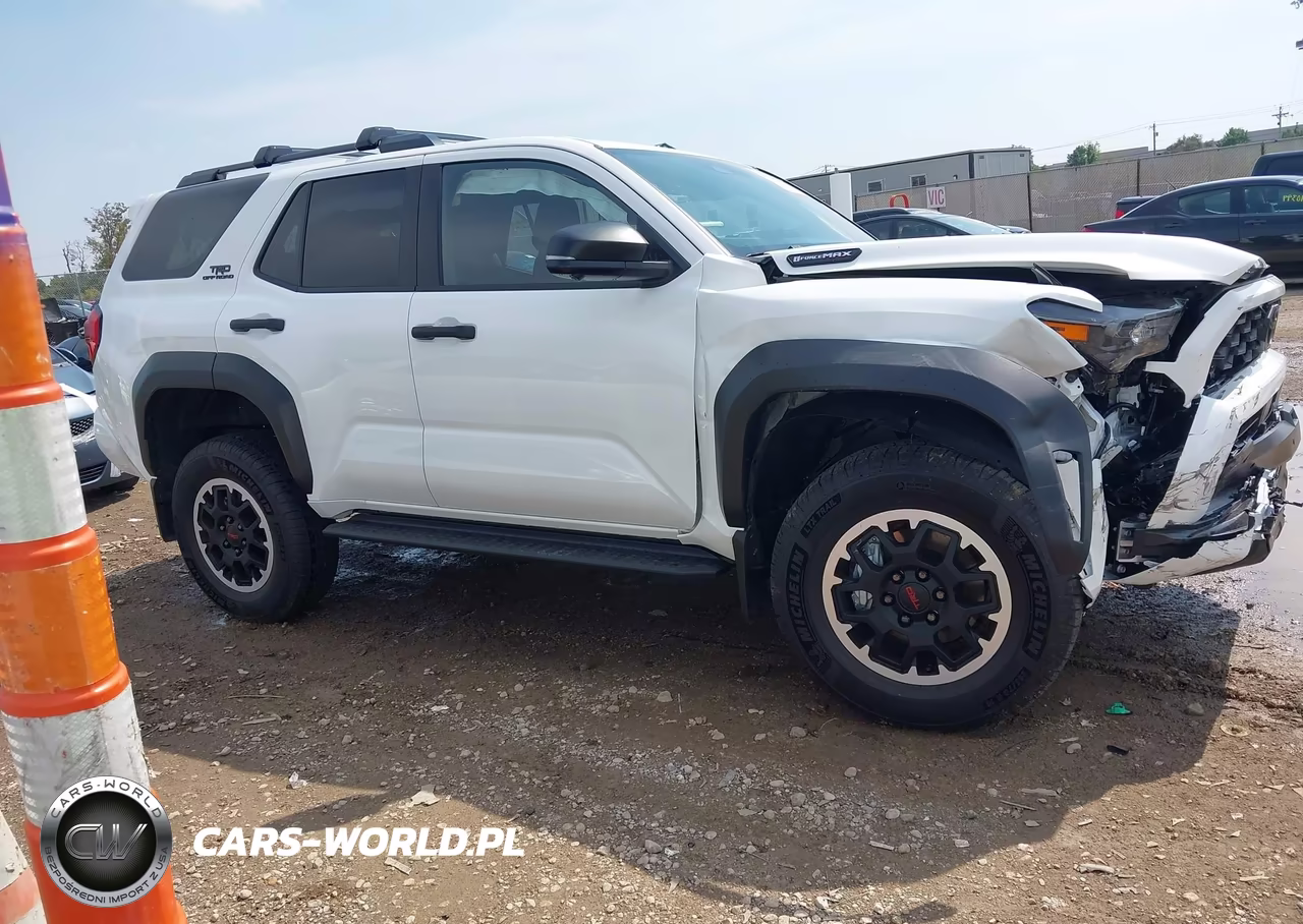 2026 Toyota 4Runner Hybrid Trd Off Road Premium VIN:JTEVB5BR5T5047858 - 13
