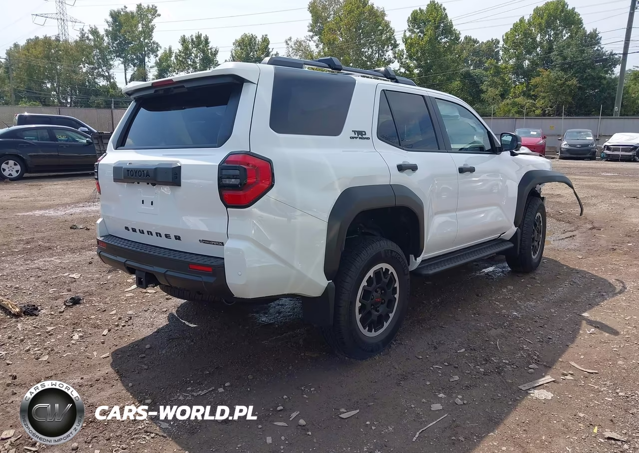 2026 Toyota 4Runner Hybrid Trd Off Road Premium VIN:JTEVB5BR5T5047858 - 4