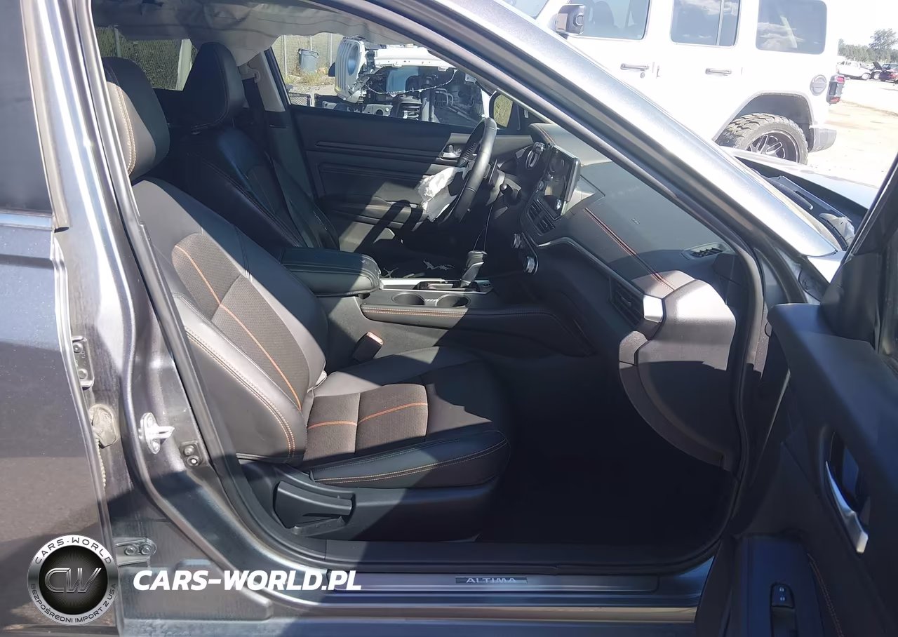 2020 Nissan Altima Sr Fwd VIN:1N4BL4CV8LC136240 - 5