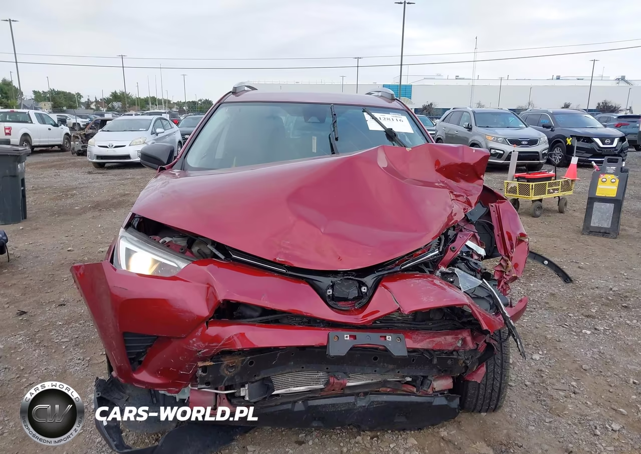 2018 Toyota Rav4 Le VIN:JTMBFREV2JD236336 - 13