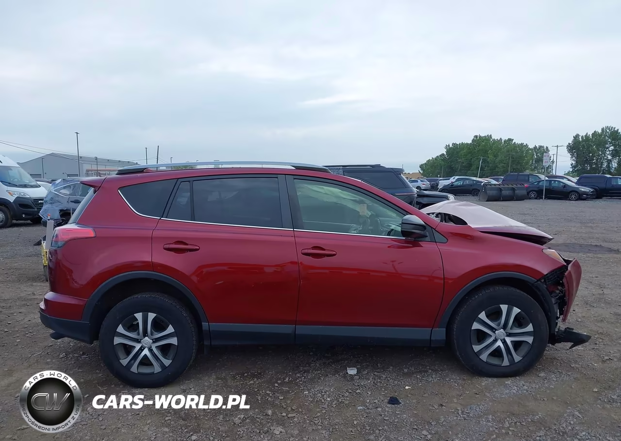 2018 Toyota Rav4 Le VIN:JTMBFREV2JD236336 - 14