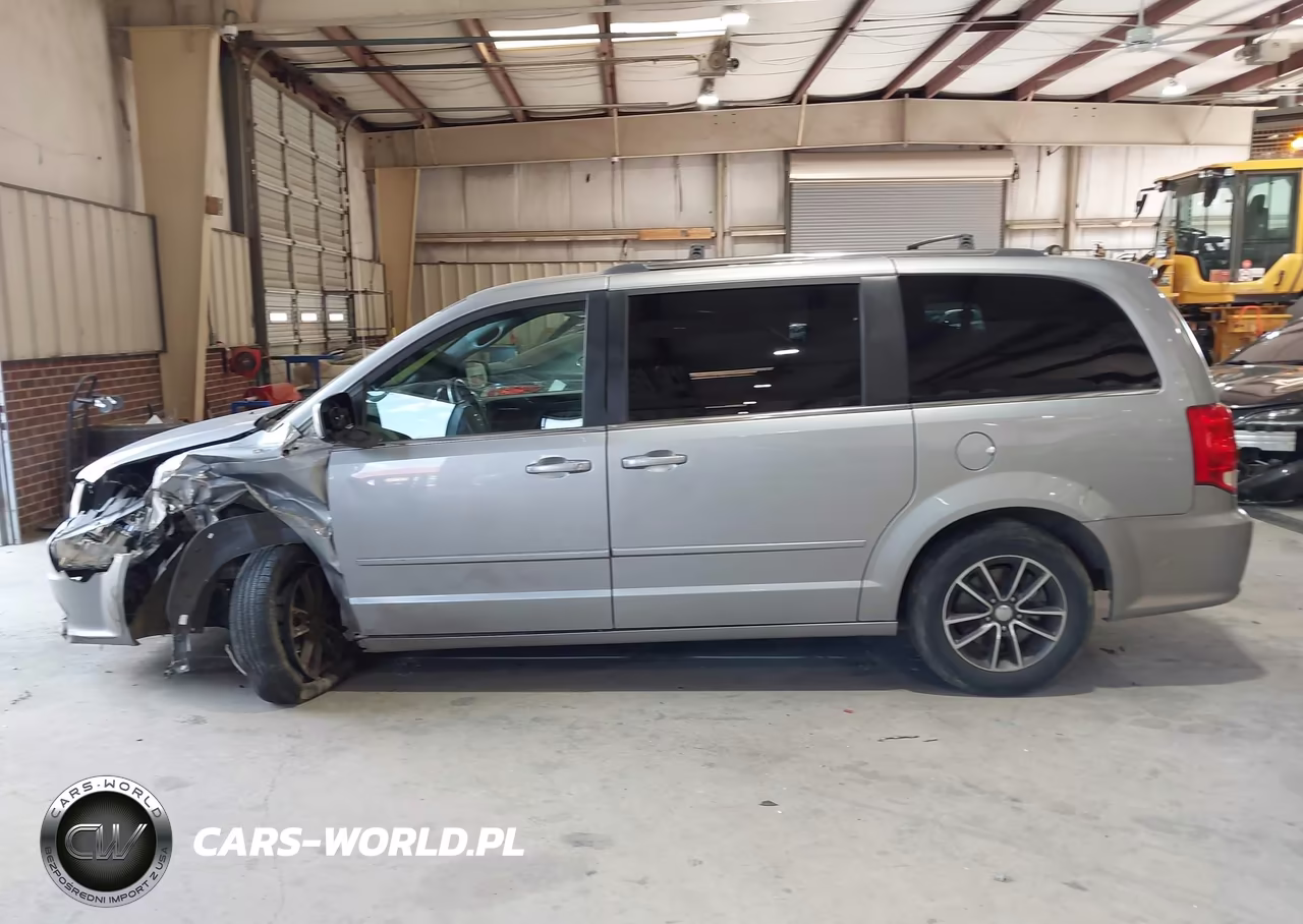 2017 Dodge Grand Caravan Sxt VIN:2C4RDGCG7HR845300 - 14