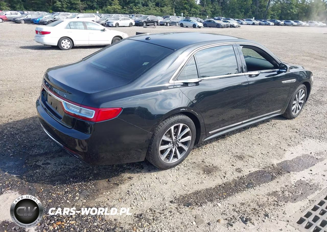 2017 Lincoln Continental Livery VIN:1LN6L9HK4H5608819 - 4