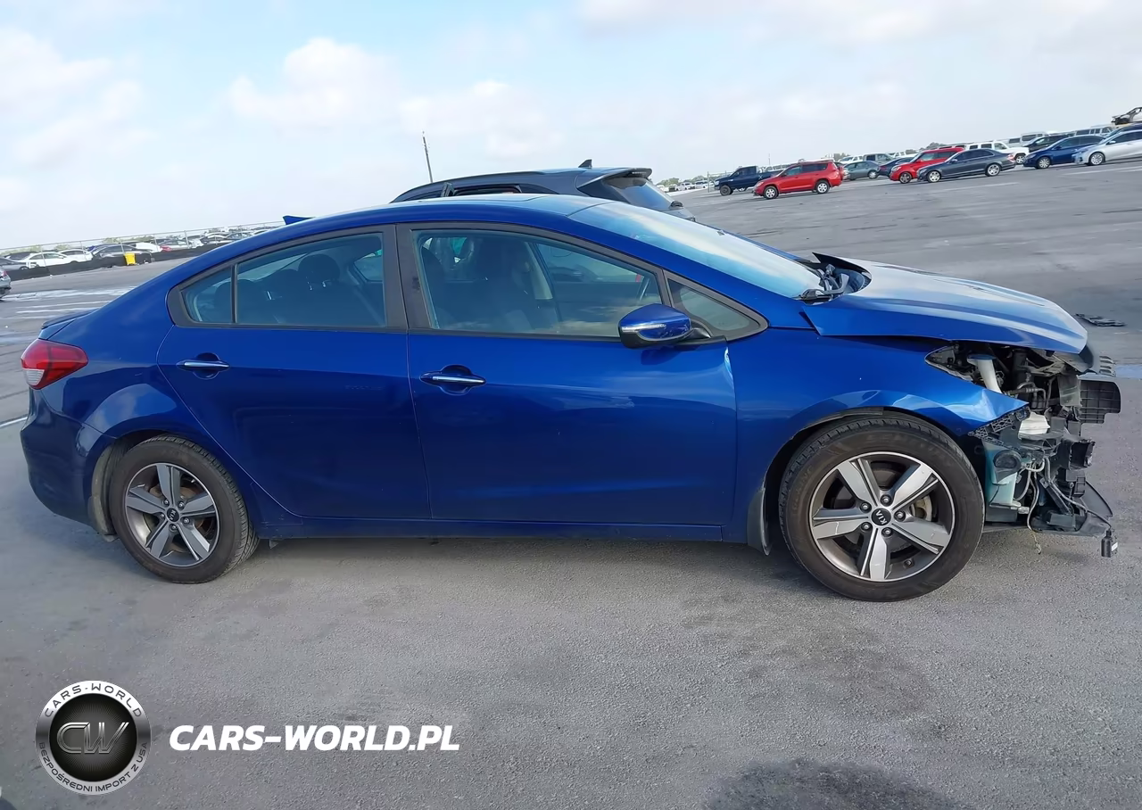 2018 Kia Forte S VIN:3KPFL4A70JE218047 - 14
