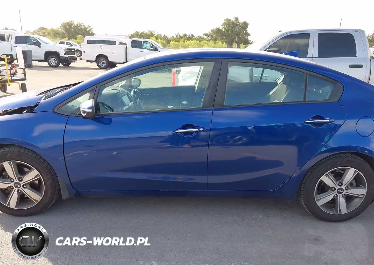 2018 Kia Forte S VIN:3KPFL4A70JE218047 - 15