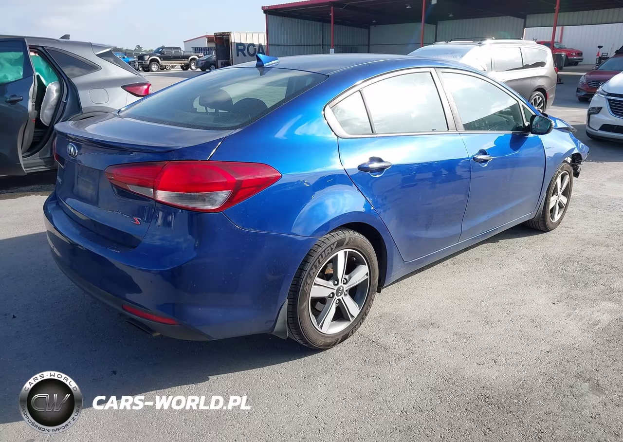 2018 Kia Forte S VIN:3KPFL4A70JE218047 - 4