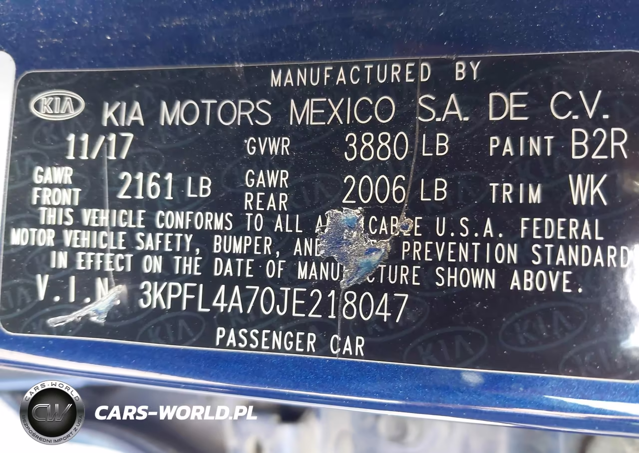 2018 Kia Forte S VIN:3KPFL4A70JE218047 - 9