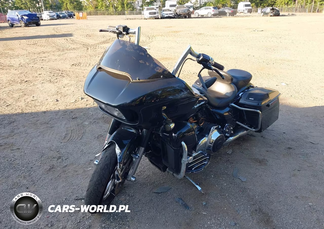 2015 Harley-Davidson Fltrxs Road Glide Special VIN:1HD1KTM15FB700983 - 2