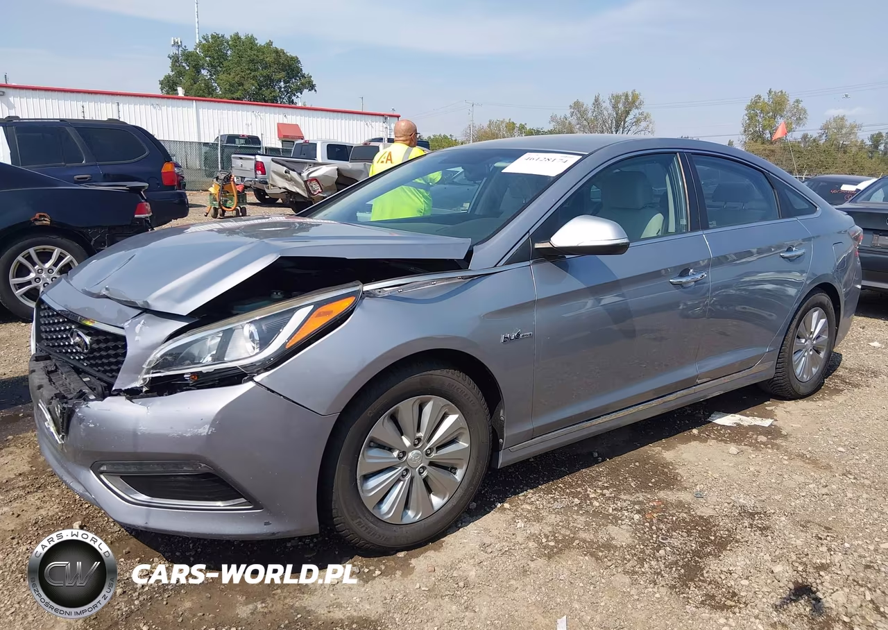 2017 Hyundai Sonata Hybrid Se VIN:KMHE24L13HA048461 - 2