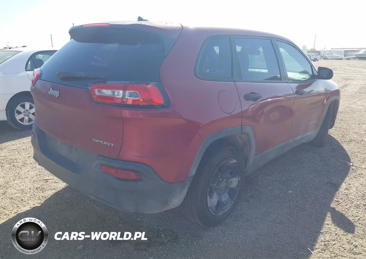 2015 Jeep Cherokee Sport VIN:1C4PJLAB3FW579441 - 4