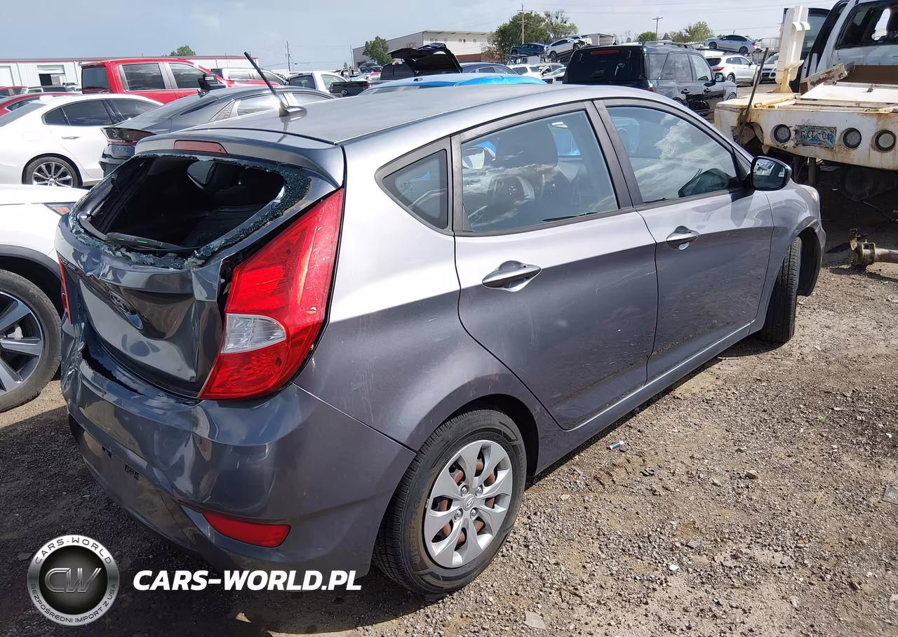 2017 Hyundai Accent Se VIN:KMHCT5AE5HU335458 - 4