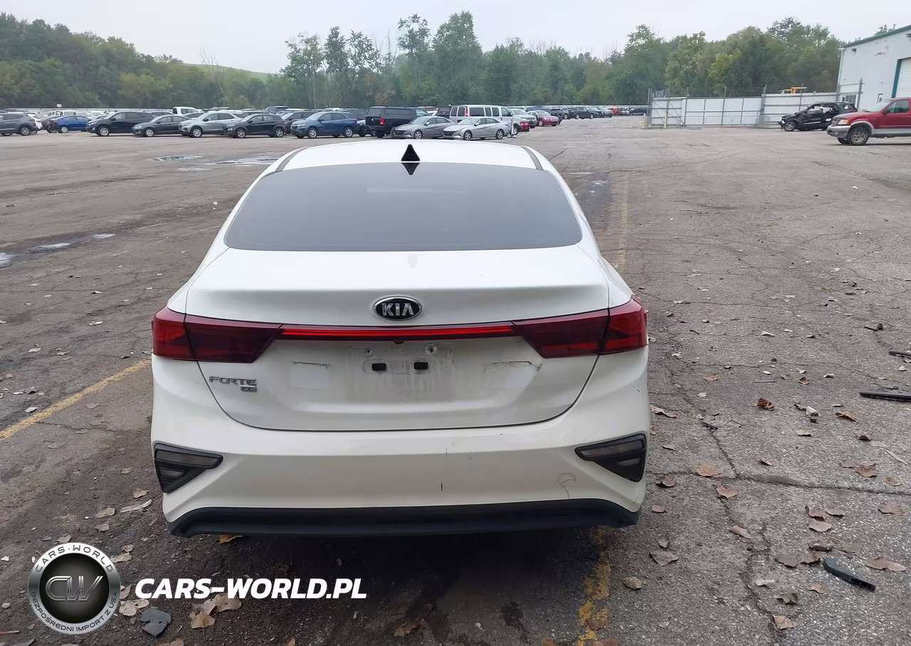 2021 Kia Forte Fe VIN:3KPF24AD0ME345152 - 16