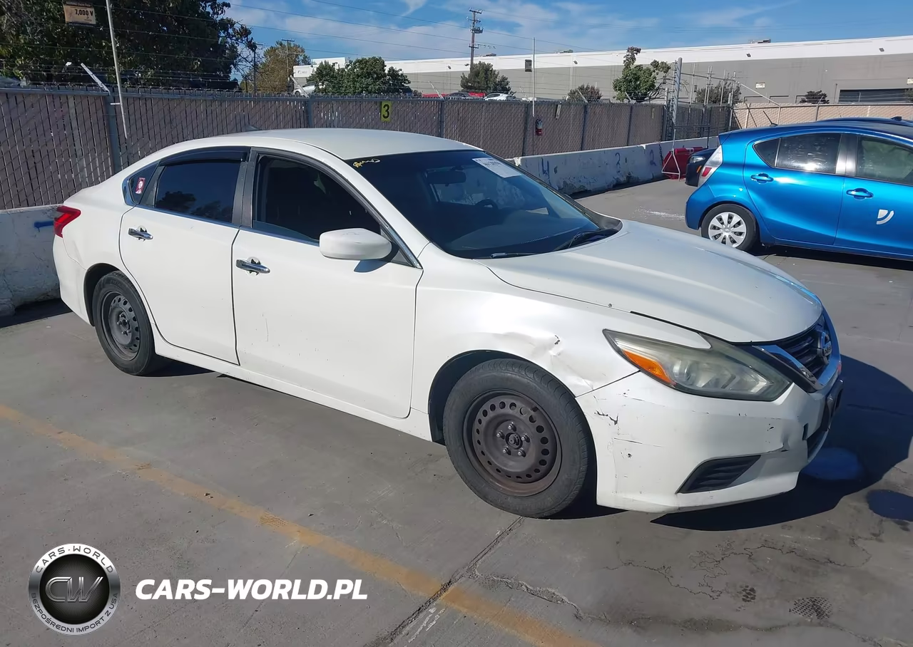 2016 Nissan Altima 2.5 S – zdjęcie 1 z 11