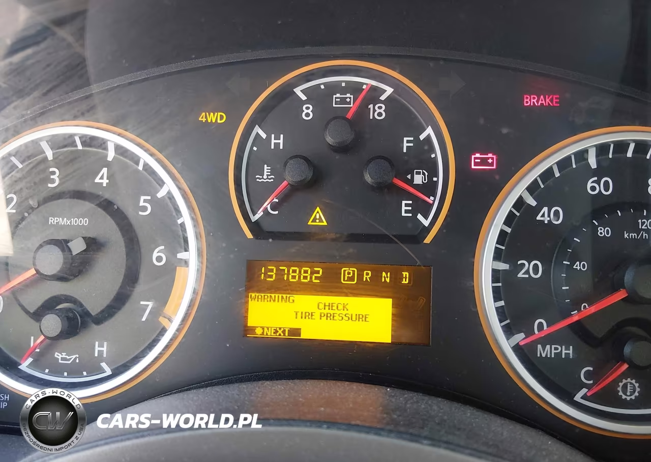 2014 Nissan Armada Platinum-Sl-Sv VIN:5N1AA0NCXEN607114 - 16