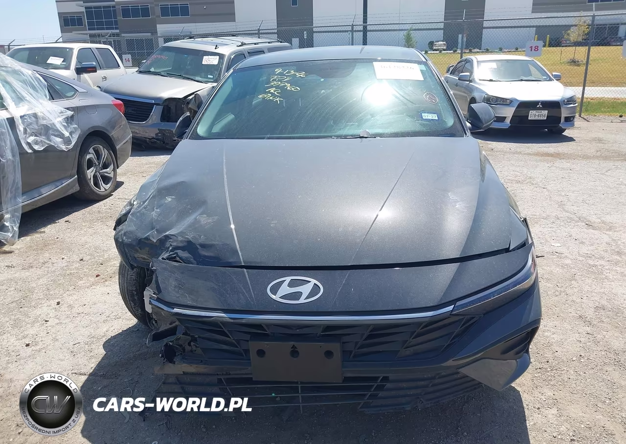 2024 Hyundai Elantra Hybrid Blue VIN:KMHLM4DJ6RU109527 - 12
