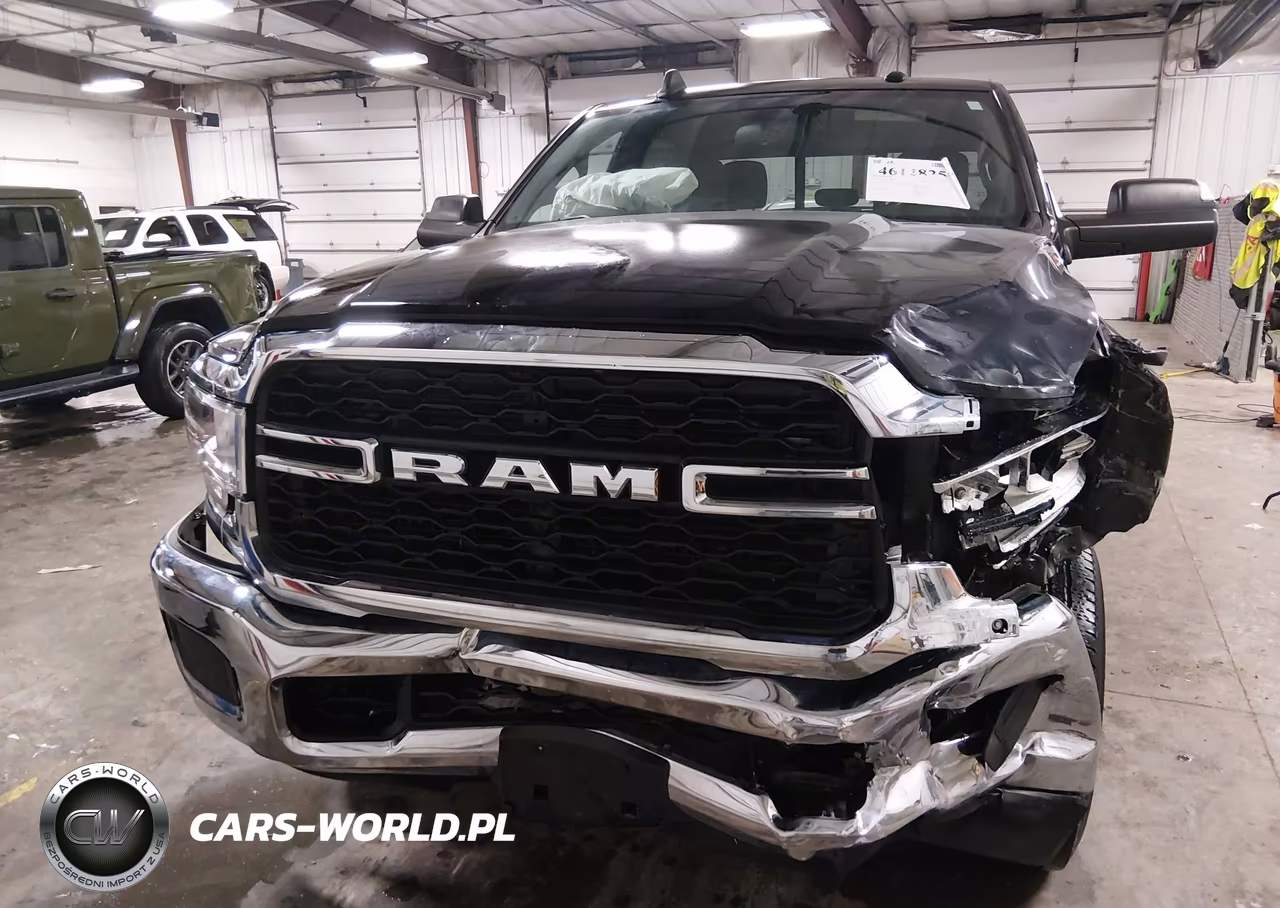 2021 Ram 2500 VIN:3C6UR5CJ8MG611864 - 12