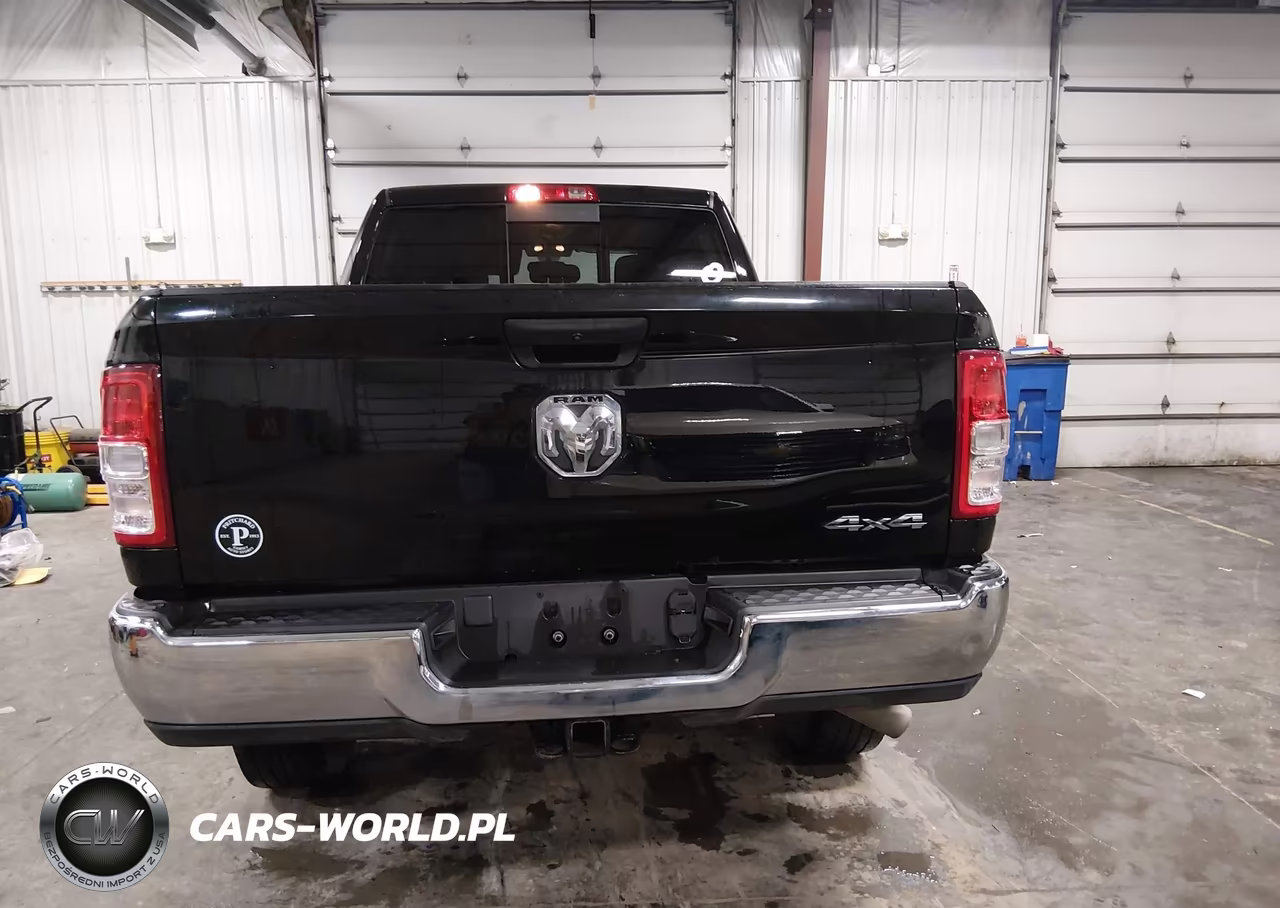 2021 Ram 2500 VIN:3C6UR5CJ8MG611864 - 16