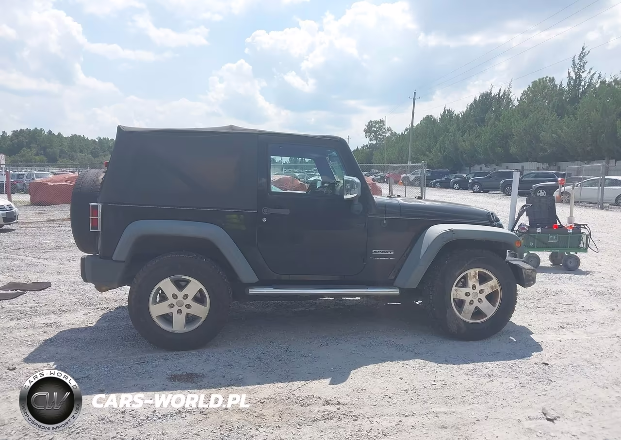 2011 Jeep Wrangler Sport VIN:1J4AA2D18BL630991 - 14