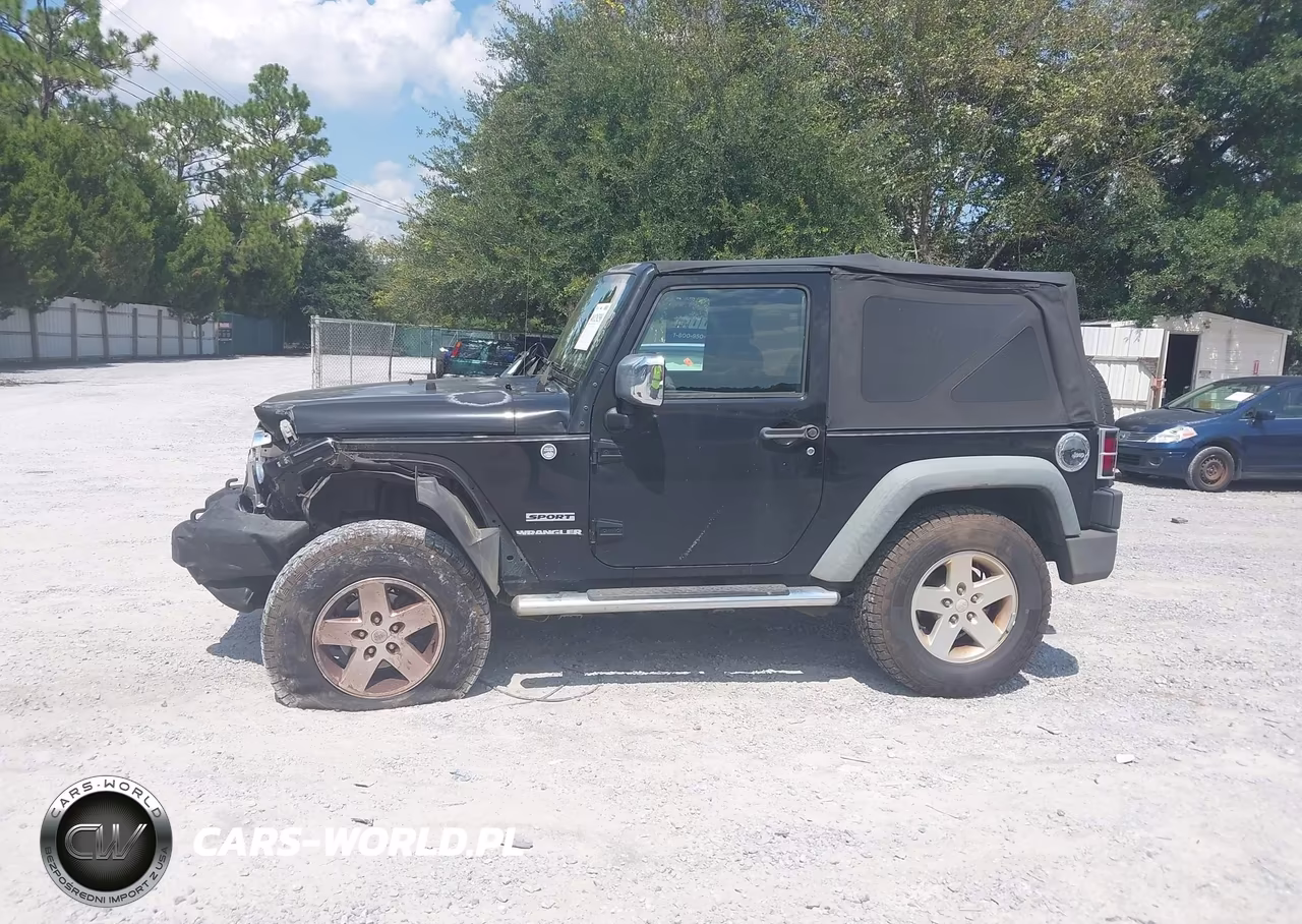 2011 Jeep Wrangler Sport VIN:1J4AA2D18BL630991 - 15