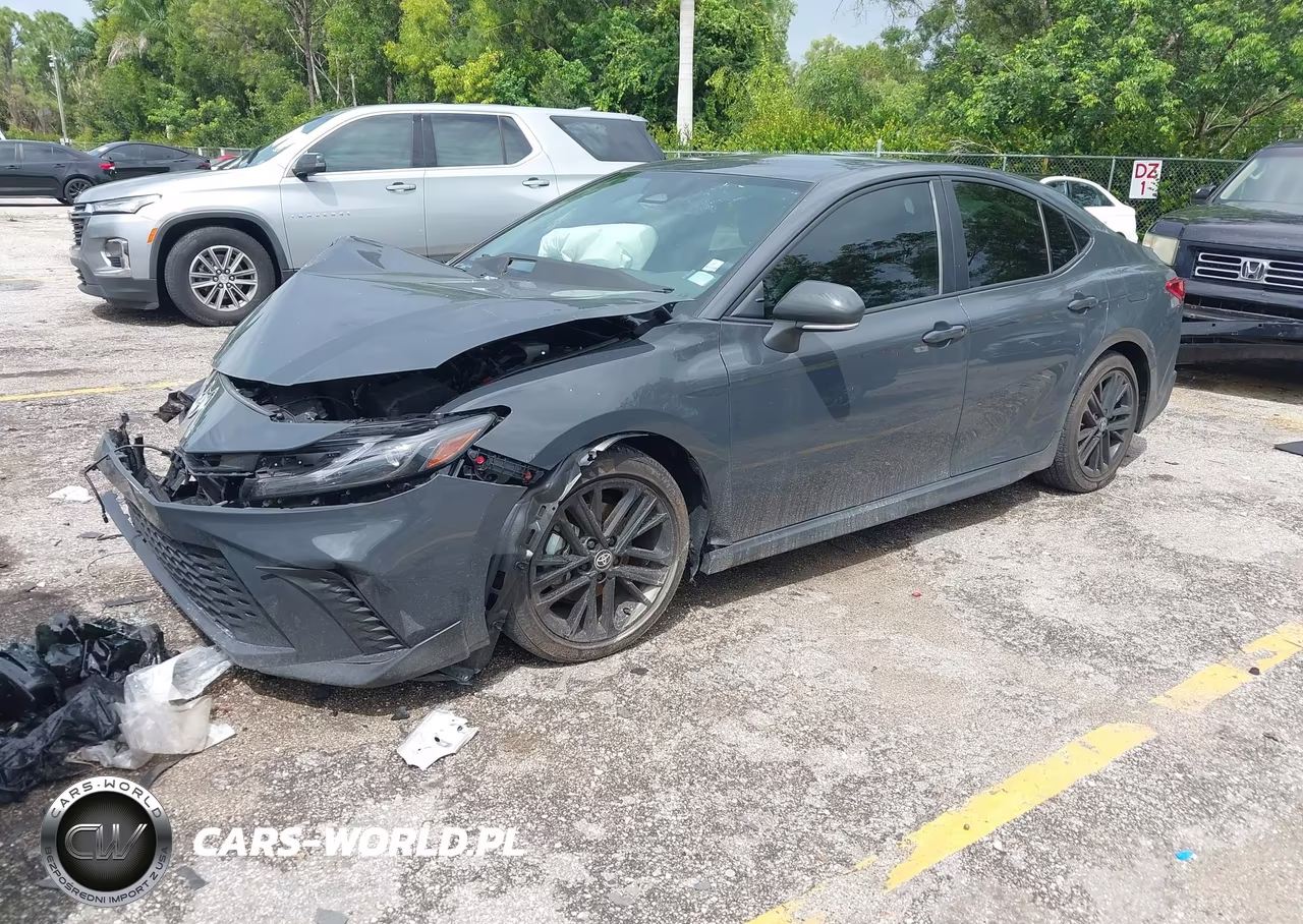 2025 Toyota Camry Se VIN:4T1DAACK3SU556523 - 2