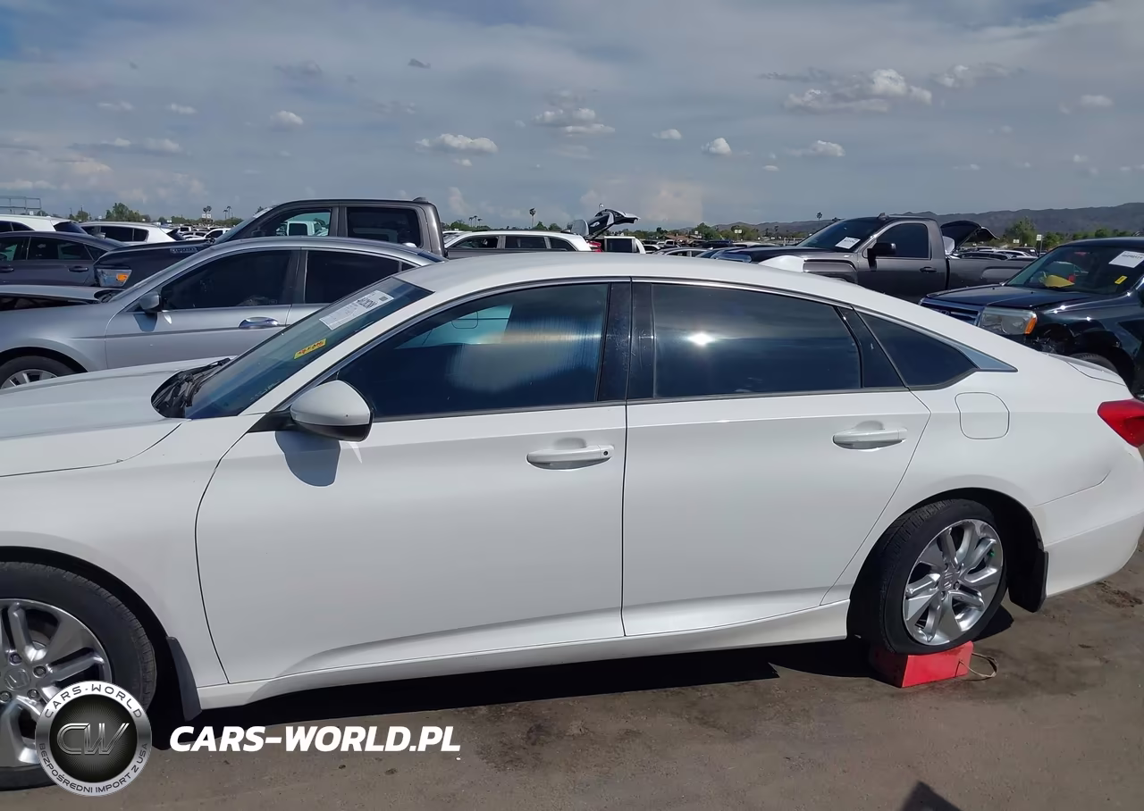 2018 Honda Accord Lx VIN:1HGCV1F10JA213788 - 14