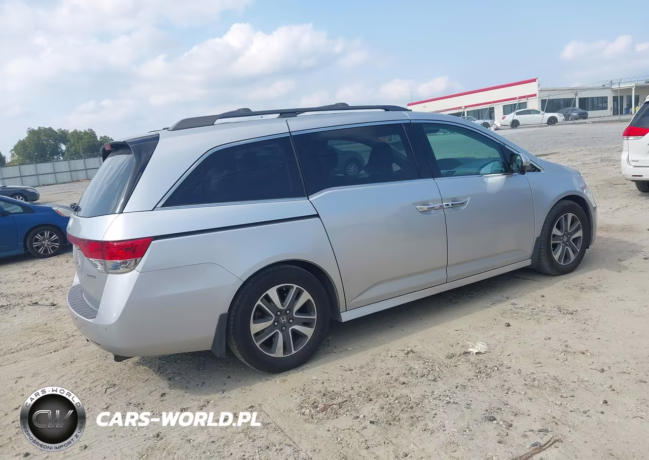 2014 Honda Odyssey Touring-Touring Elite VIN:5FNRL5H90EB120436 - 4