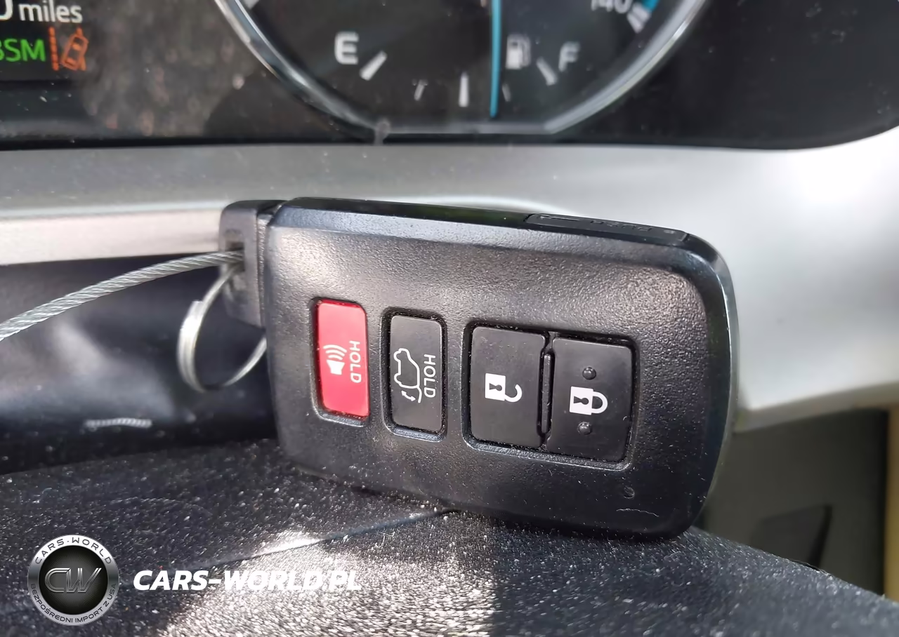 2017 Toyota Rav4 Hybrid Limited VIN:JTMDJREV7HD140672 - 11