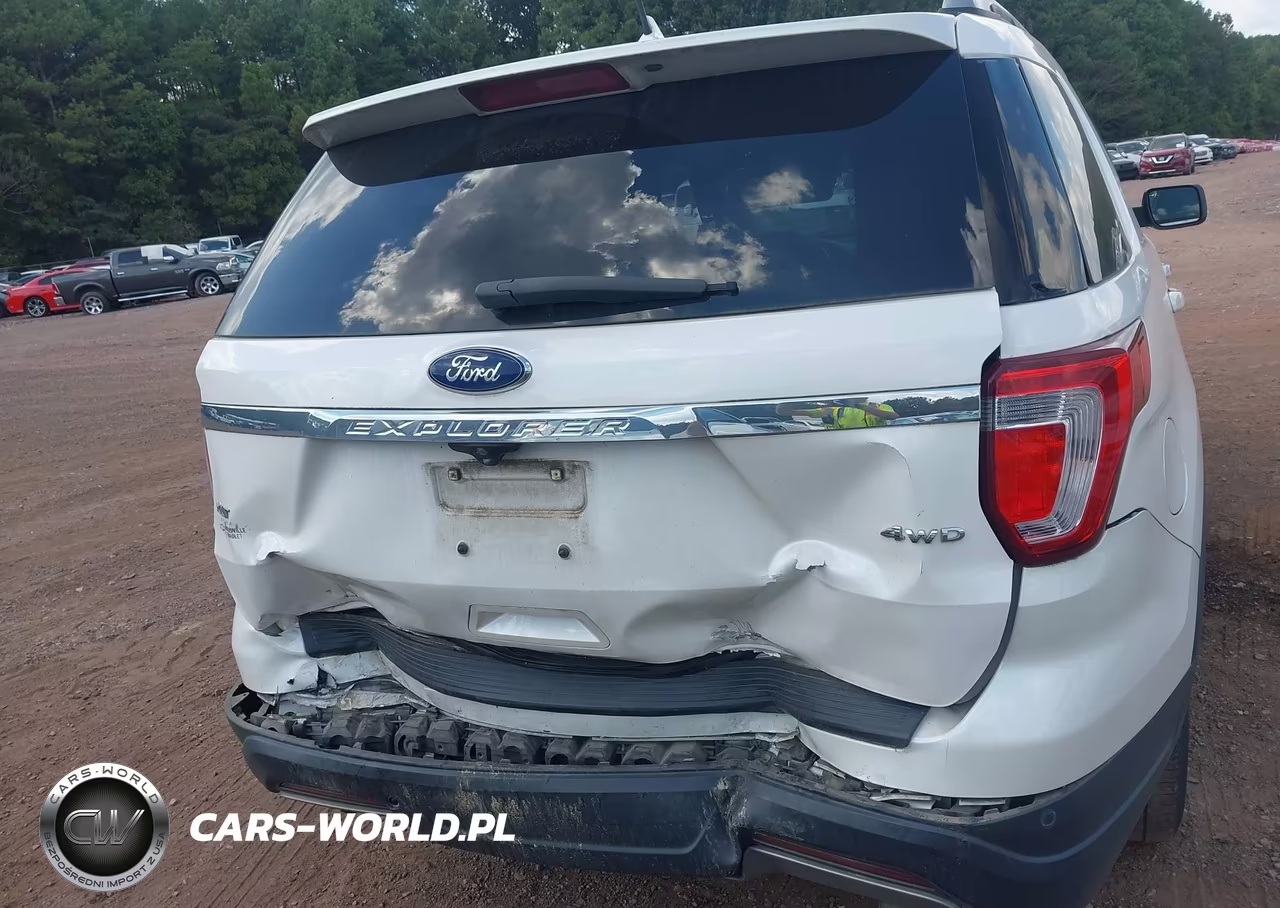 2019 Ford Explorer Xlt VIN:1FM5K8D82KGA57160 - 16