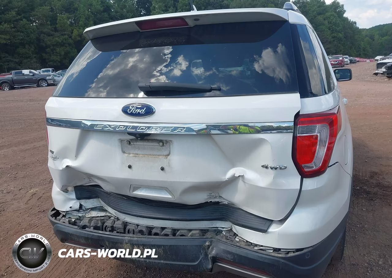 2019 Ford Explorer Xlt VIN:1FM5K8D82KGA57160 - 6
