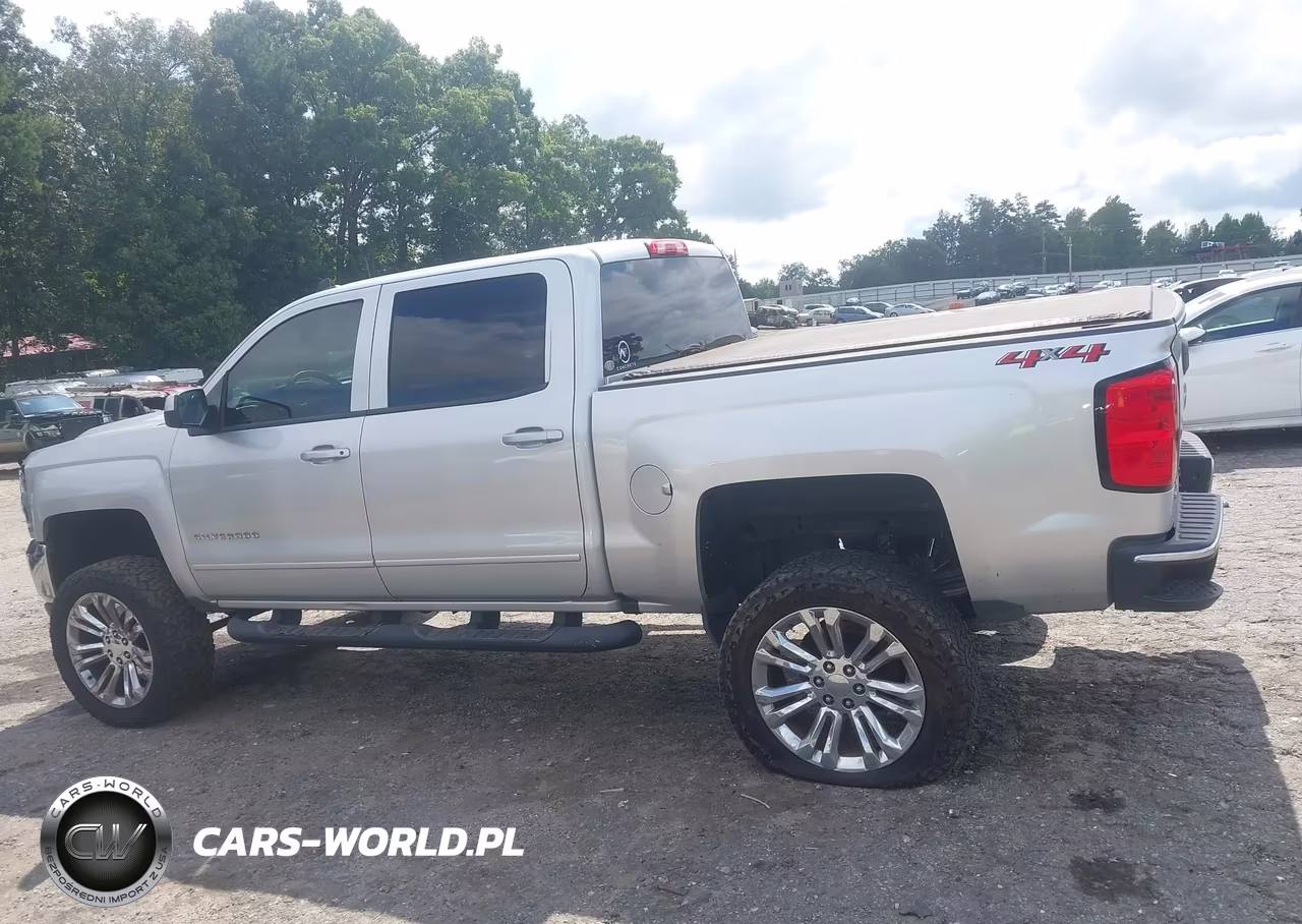 2018 Chevrolet Silverado 1500 1Lt VIN:3GCUKREC0JG186106 - 15