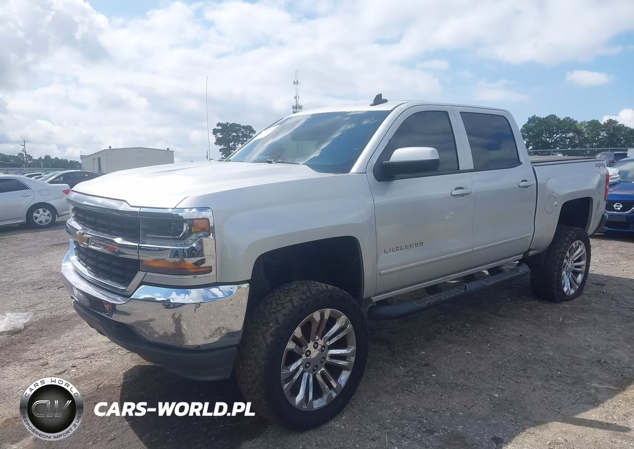 2018 Chevrolet Silverado 1500 1Lt VIN:3GCUKREC0JG186106 - 2