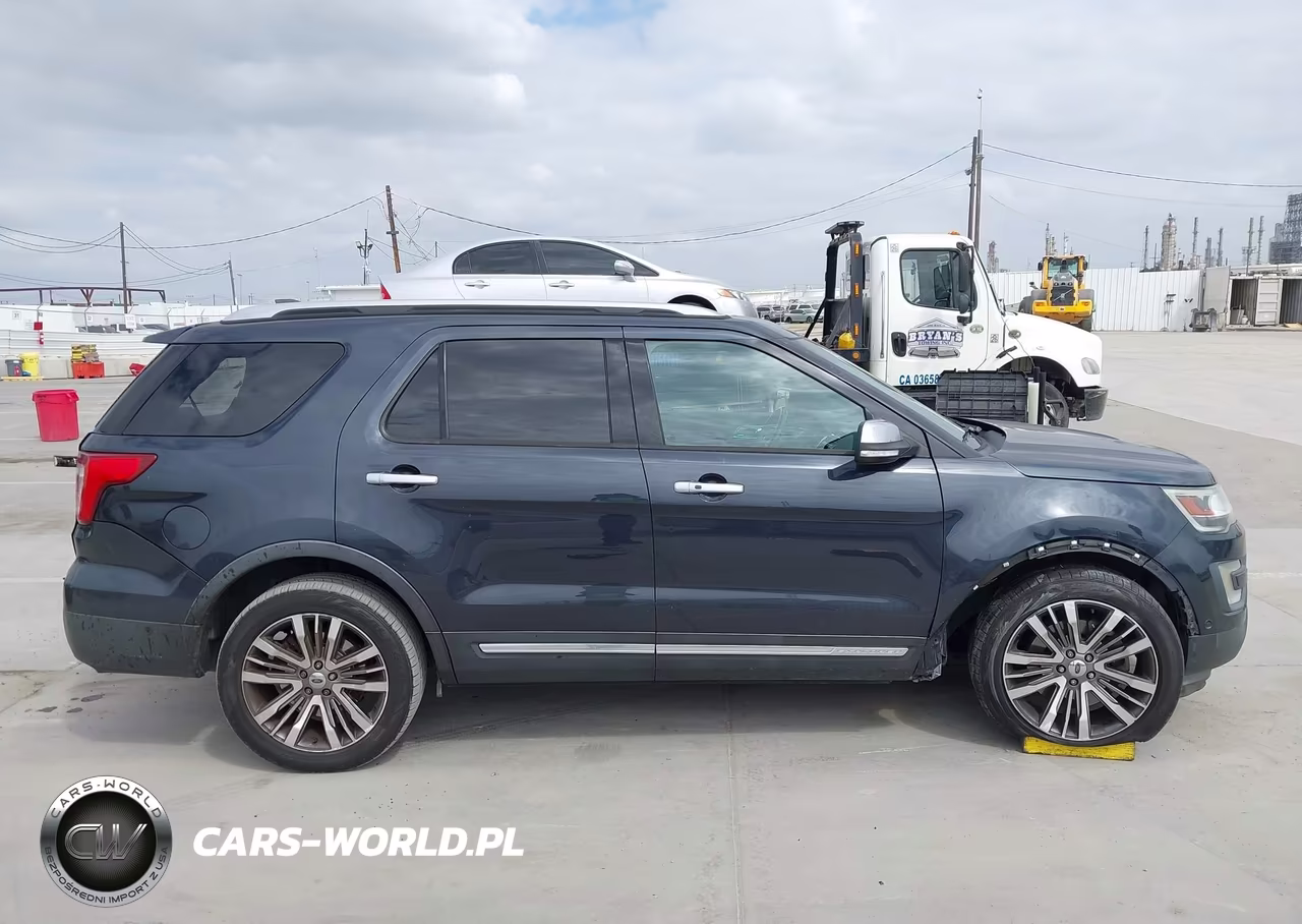2017 Ford Explorer Platinum VIN:1FM5K8HT2HGB40191 - 14