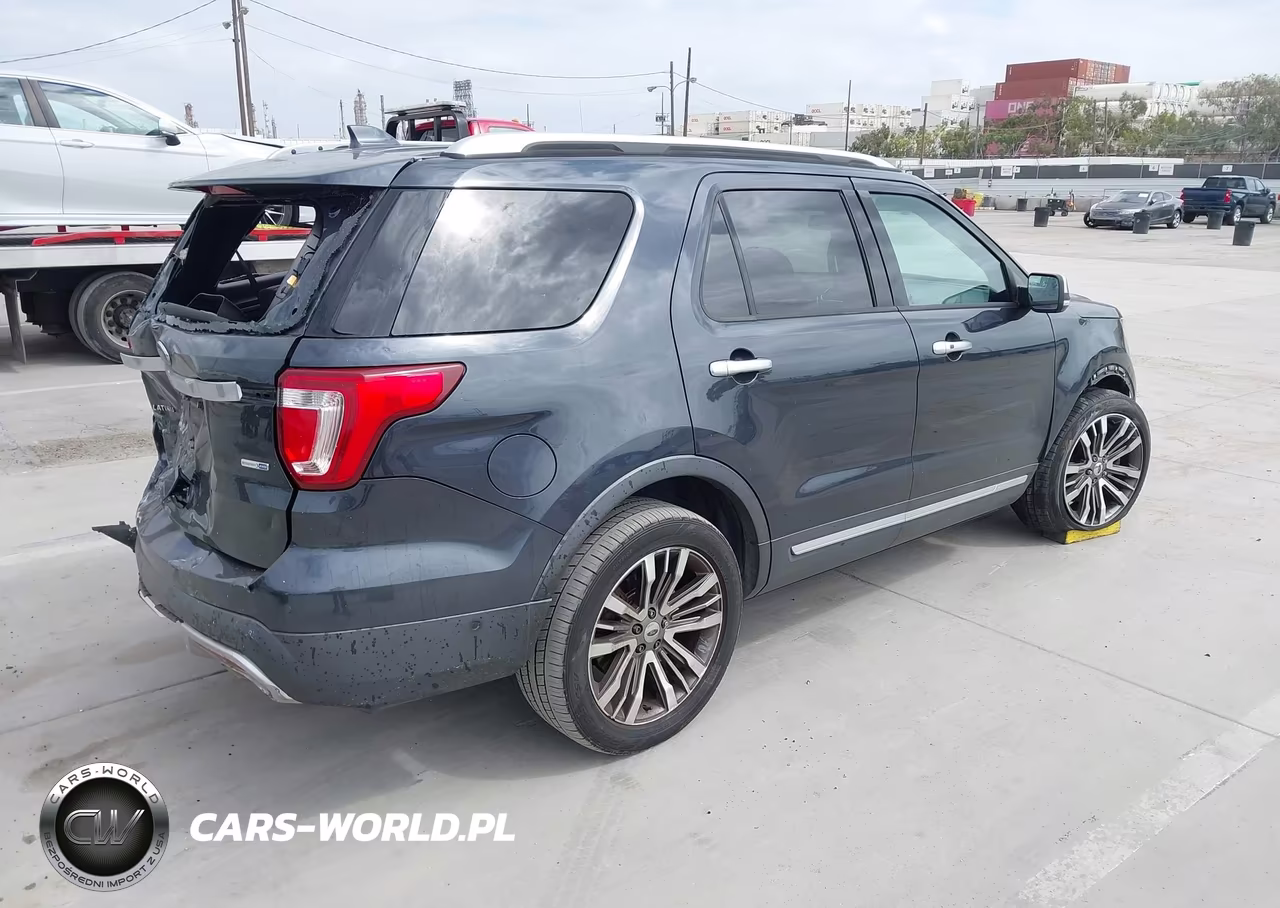 2017 Ford Explorer Platinum VIN:1FM5K8HT2HGB40191 - 4