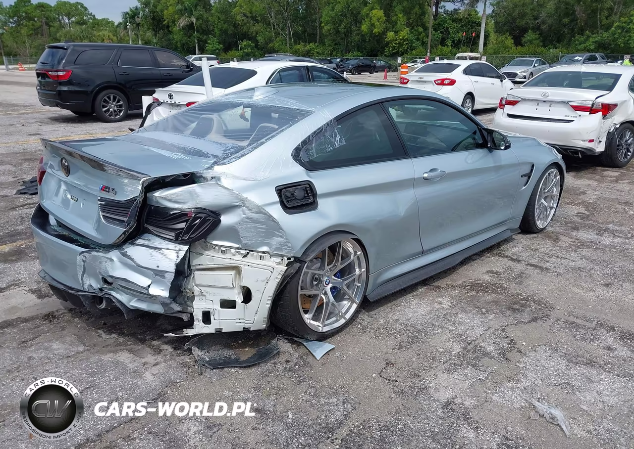 2015 BMW M4 VIN:WBS3R9C53FK331529 - 4