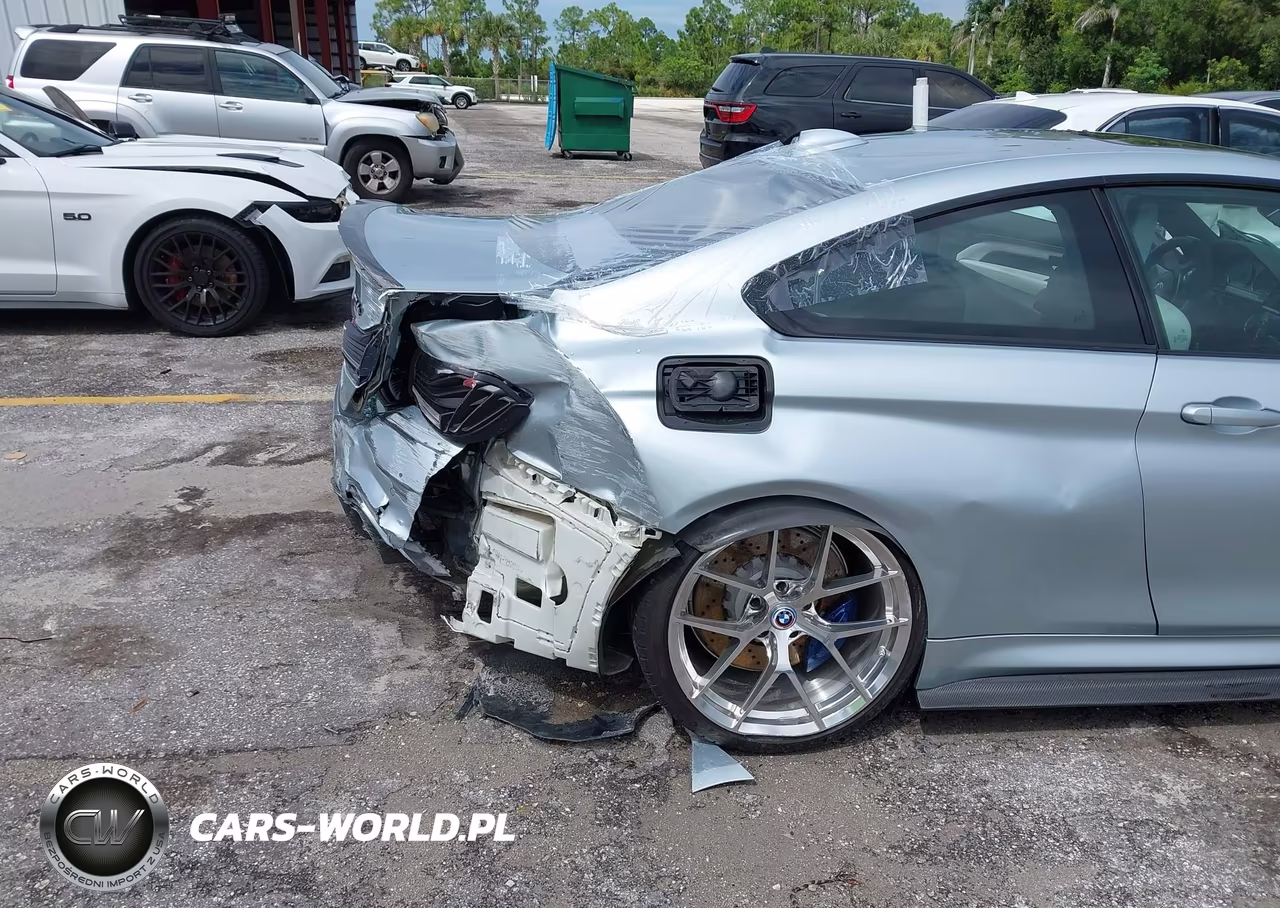2015 BMW M4 VIN:WBS3R9C53FK331529 - 6