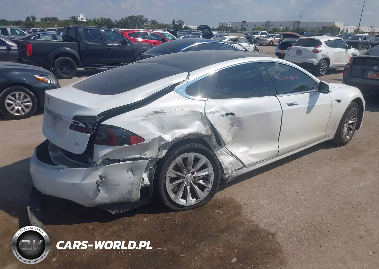 2017 Tesla Model S 60-75 VIN:5YJSA1E1XHF204492 - 4