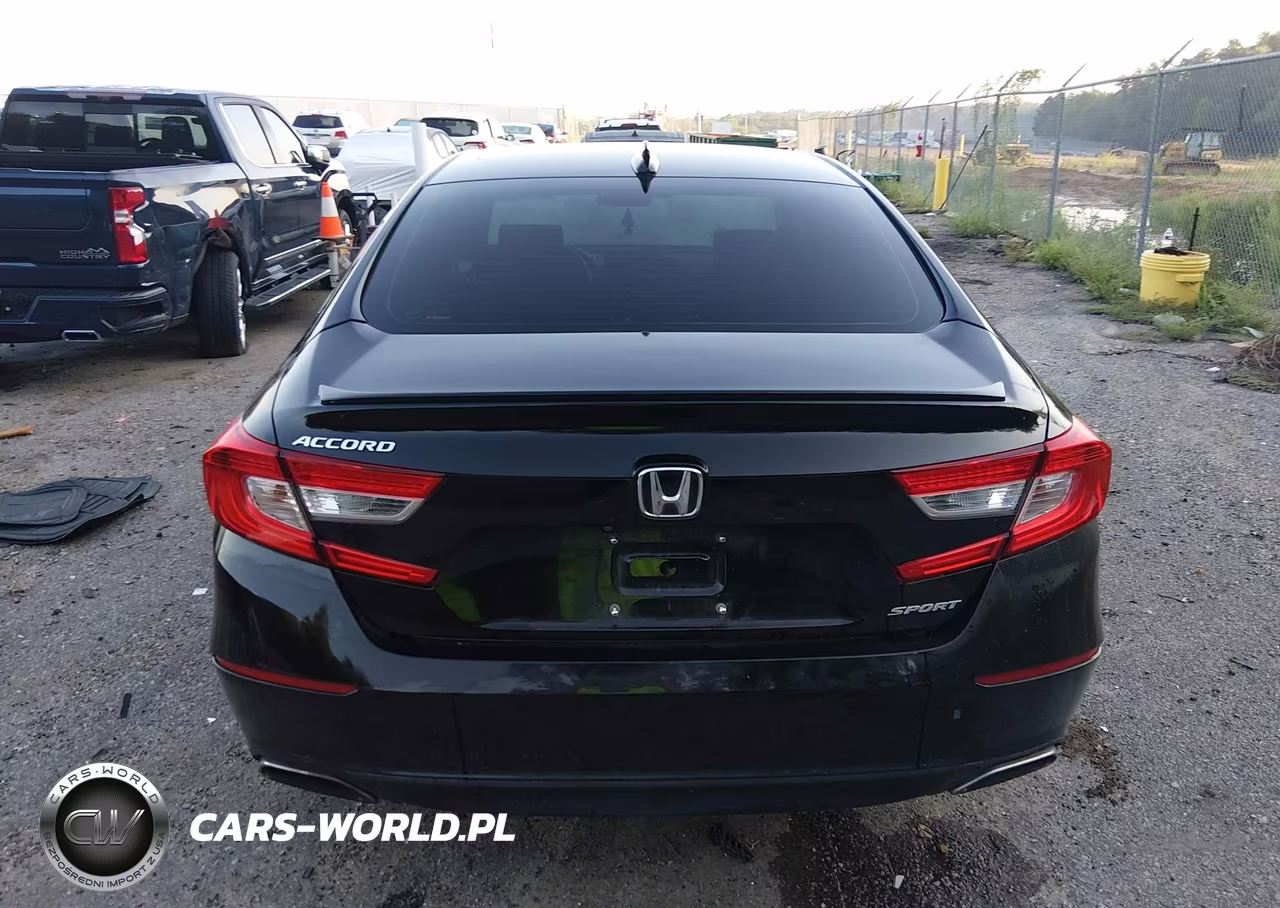 2018 Honda Accord Sport VIN:1HGCV1F36JA268828 - 16