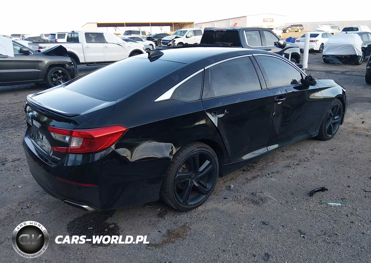 2018 Honda Accord Sport VIN:1HGCV1F36JA268828 - 4
