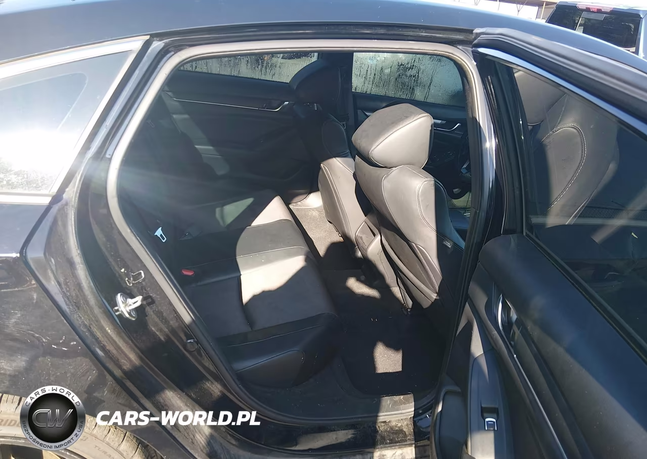 2018 Honda Accord Sport VIN:1HGCV1F36JA268828 - 8
