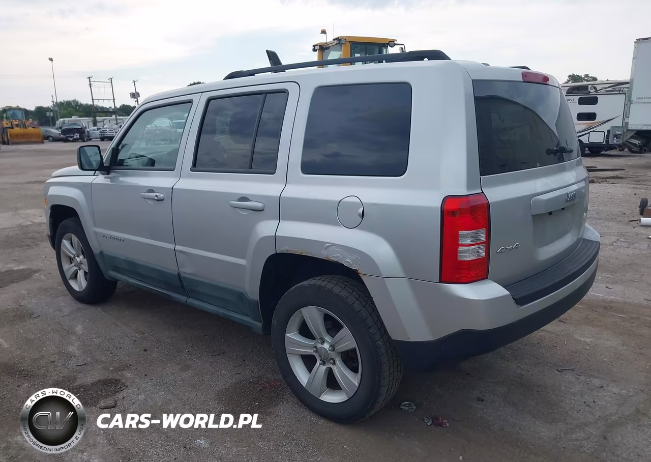 2011 Jeep Patriot Sport VIN:1J4NF1GBXBD276788 - 3
