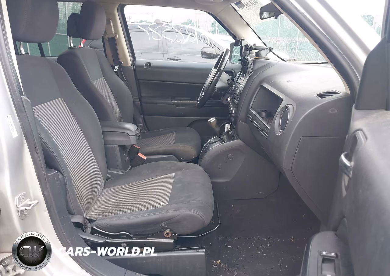 2011 Jeep Patriot Sport VIN:1J4NF1GBXBD276788 - 5