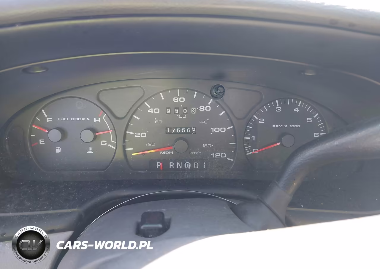 2000 Ford Taurus Ses VIN:1FAFP55S2YA274776 - 7