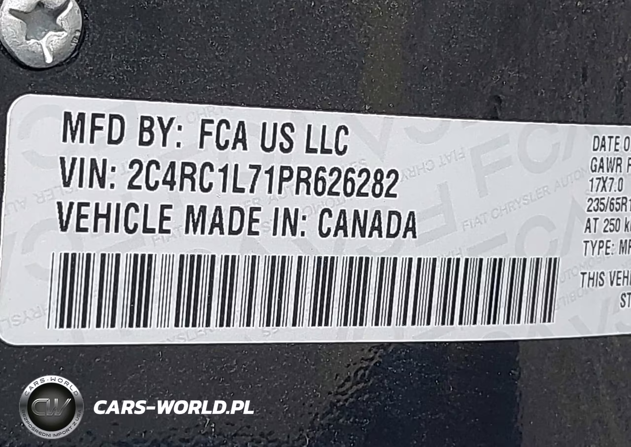 2023 Chrysler Pacifica Hybrid Touring L VIN:2C4RC1L71PR626282 - 9