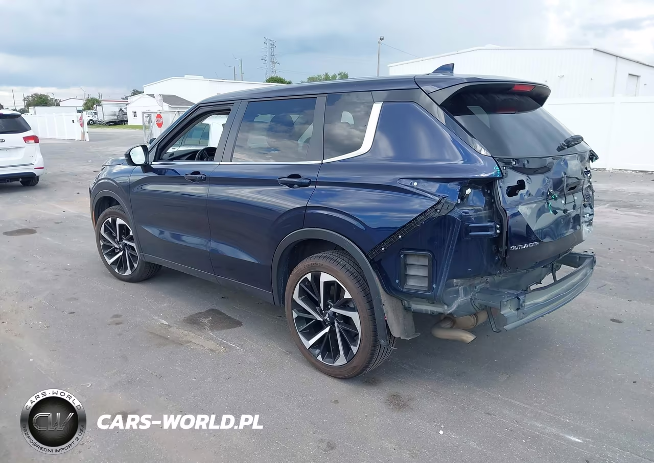 2024 Mitsubishi Outlander Se 2.5 S-Awc-Se Black Edition S-Awc-Se Black Edition W-Pano Roof S-Awc-Se Ralliart S-Awc VIN:JA4J4VA87RZ053159 - 3